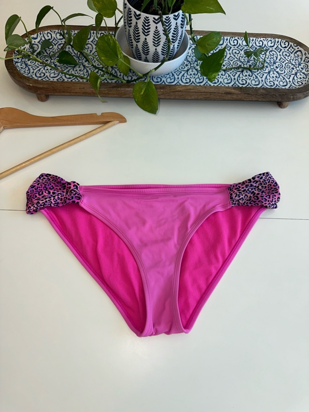 BONGO Pink & Hot Pink Leopard Accent Bikini Bottoms